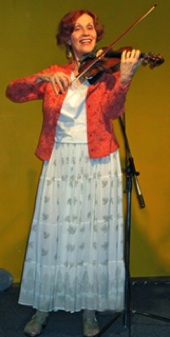 Marcie plays violin at Boulevard Music